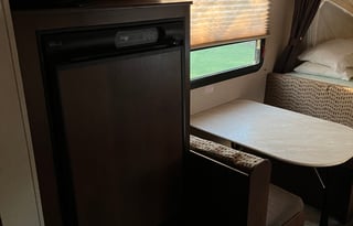 2015 Jayco Jay Feather Expandale M-16 XRB