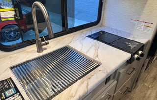 2025 Thor Four Winds 25z