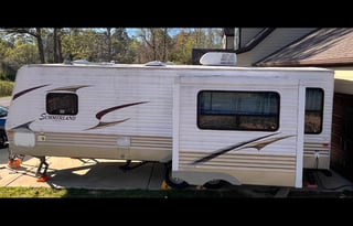 2011 Keystone RV Summerland 2570RL