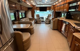 2014 Tiffin Phaeton 40QKH Bunkhouse