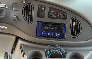 2004 Coachmen RV Leprechaun 315SS