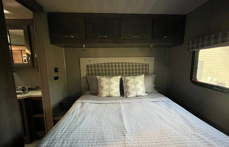 Master Bed with Additional Storage