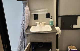 Family fun Camper with game room!!