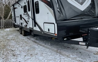 2019 Mallard – Family RV w/ Outdoor Kitchen