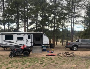 Keystone RV Outback Ultra Lite 240URS