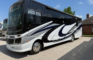 2020 Fleetwood Bounder 35K