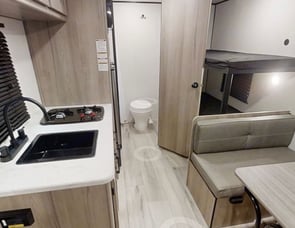 Keystone RV Coleman 17B