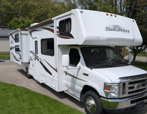 Forest River RV Sunseeker 3170DS