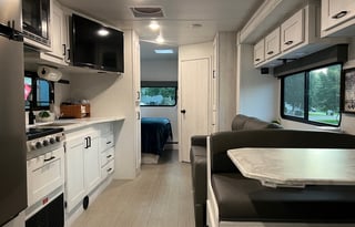 Entrada 2600DS- Columbus-Free Alum Creek Drop Off!