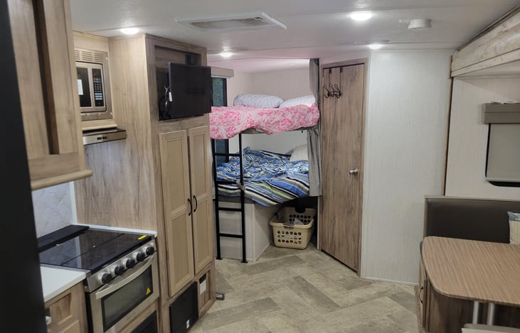 twin bunk beds