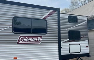 2018 Coleman Lantern HAL695