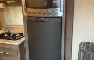 "Suite Pod" 16 Forest River Rpod Sleeps 2