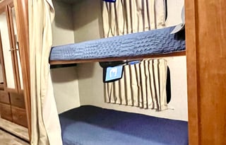 Get Out of Town 2018 Winnebago Sunstar 31BE