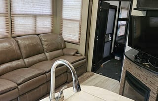 2017 Grand Design Momentum 350 M Toyhauler