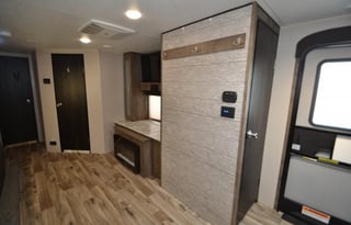 2020 KZ Connect! Beautiful, spacious, and cozy!