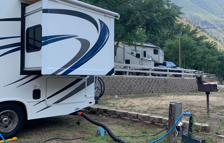 Campsite with full hookup