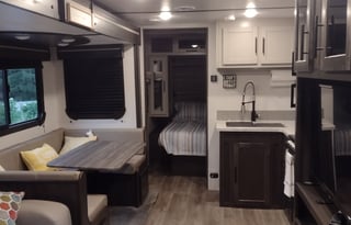 2021 CrossRoads RV Cruiser Aire CR28BBH