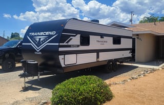2024 transcend travel trailer sleeps 8!