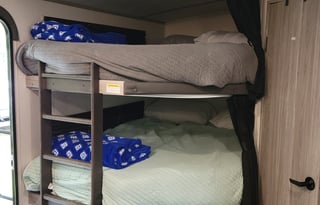 2022 Keystone Passport 2401BH