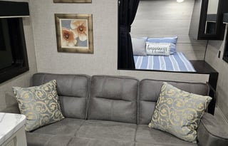 "Faith" the 2022 Jayco Jayflight SLX264BH