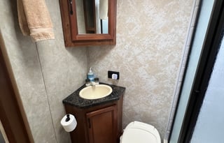 Clean Couples Camper-Delivery  or Self-Tow Option