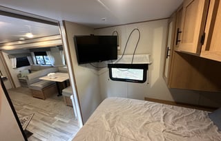 Escape to Adventure in Our Spacious Camper!