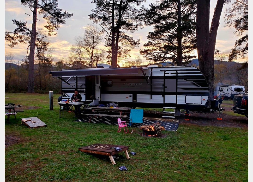 Travel Trailer rentals in Petaluma