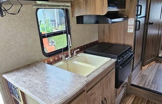 COMPACT AVENTURA 2016