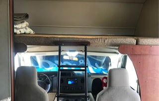 Family travel in comfort - Winnebago Minnie Winnie