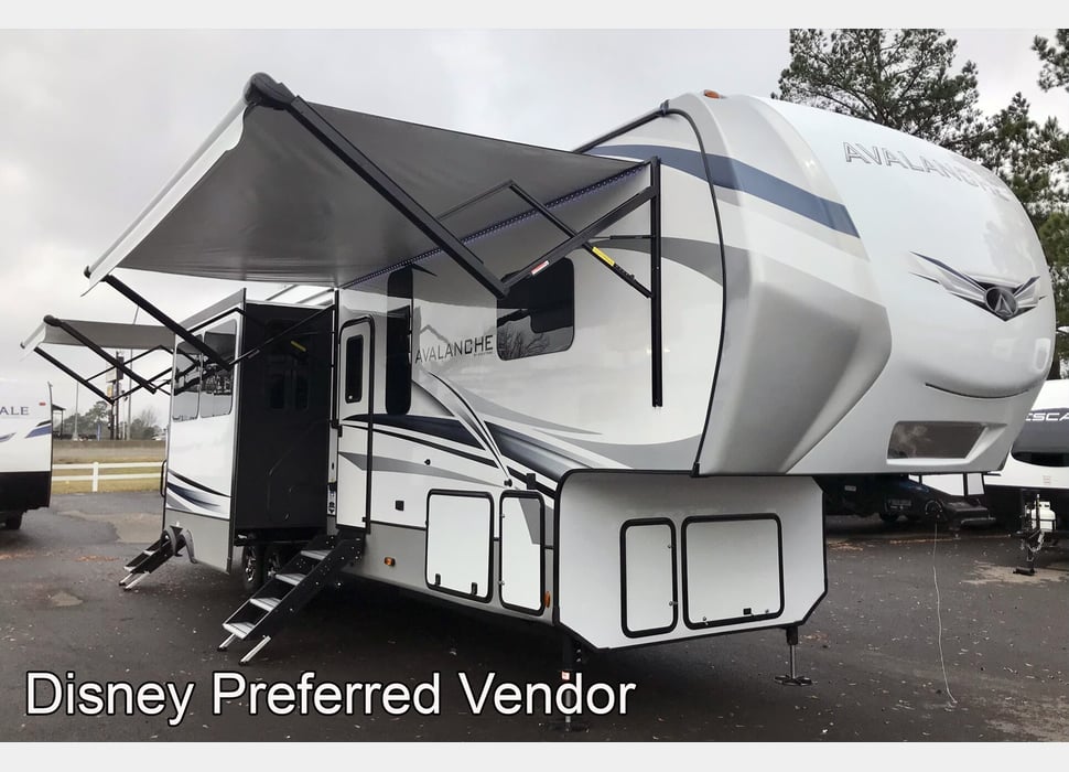 Fifth Wheel rentals in Madras
