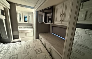 Leo's Legend- 2022 Holiday Rambler Navigator