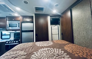 2018 Forest River RV Forester 2421MS Ford
