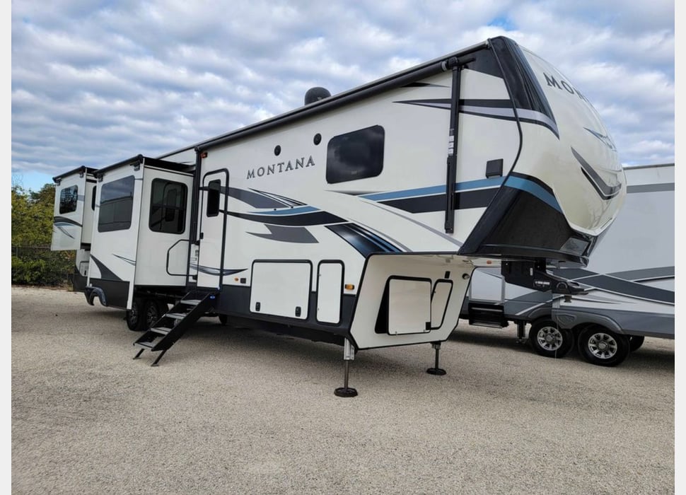 Fifth Wheel rentals in San Antonio