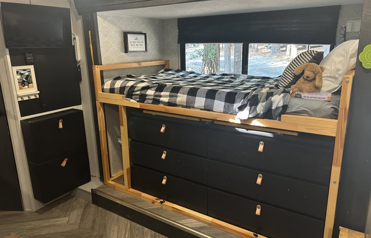 Single Loft bunk, with dresser/storage