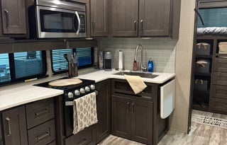 2021 Fifth Wheel with 2 Slide Outs