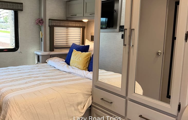 Great lighting and full view mirrors let you store so much. Unpack your soft bag suitcases, store, hang and you're ready to go. Additional storage drawers underneath provide more storage for items.