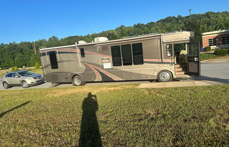 3 large windows at dinette