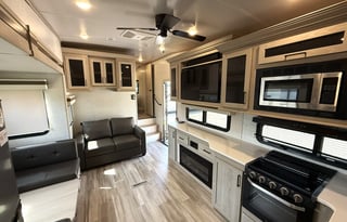 Forest River Rockwood Ultra Lite 2622RK