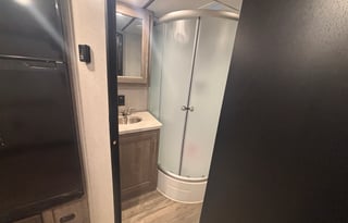 The Allens cozy Camper