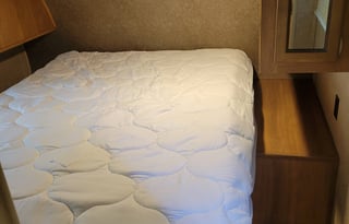 Mojo's 2017 Coachmen Catalina