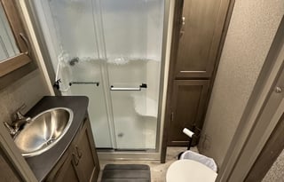 2020 keystone Sprinter 5th wheel (delivery only)