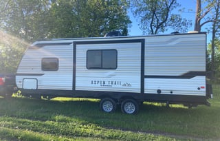 Perfect Size Aspen Trail- Sleeps 8!