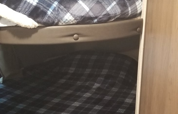 Full sized bunks, not twin sized like many other campers