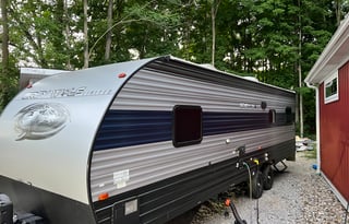 ToyHauler 2021 FR Cherokee Grey Wolf 26RR