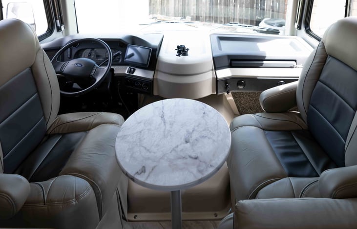 Fully swivel captain chairs