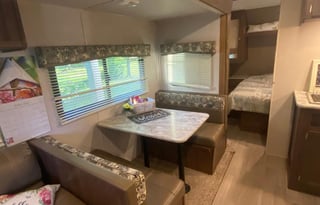 2017 Dutchmen RV Coleman Lantern Series 285 BH