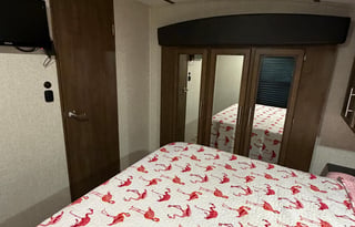 The Happy Camper | Luxury Glamping Getaway