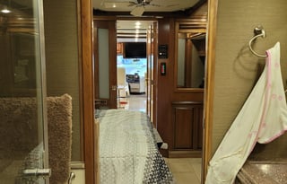 2012 Tiffin Motorhomes Zephyr 45 LZ Option B