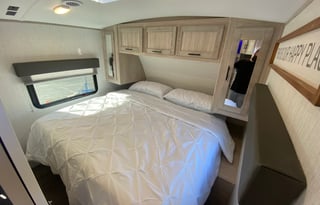 2022 Shadow Cruiser "CRISS FAMILY FREE AMENITIES"