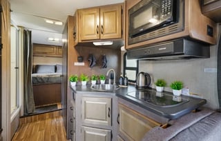 (#6) 30’ Adventure RV– Sleeps 8|Generator|Festival